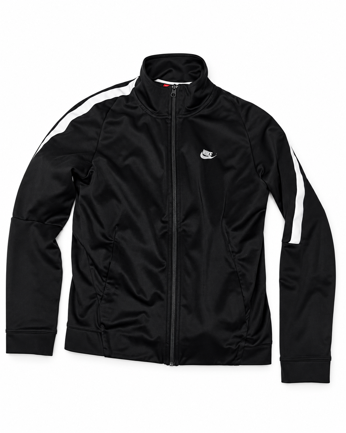 Conjunto de chaqueta y pantalón deportivos Nike en blanco y negro – Usado