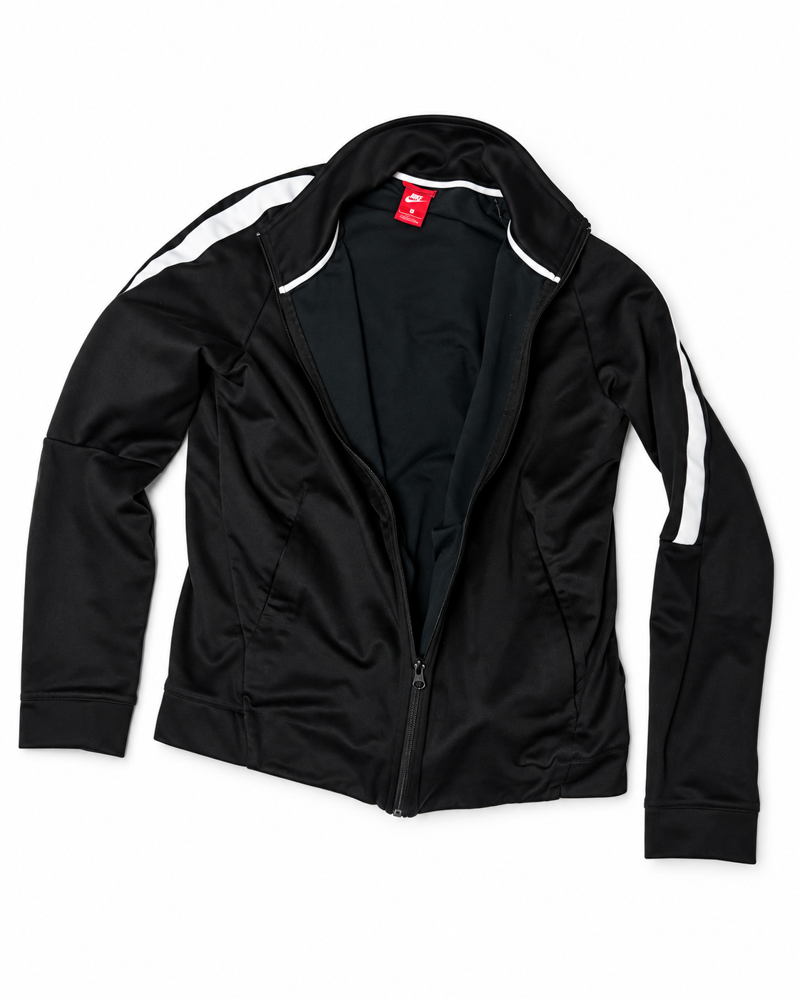 Conjunto de chaqueta y pantalón deportivos Nike en blanco y negro – Usado