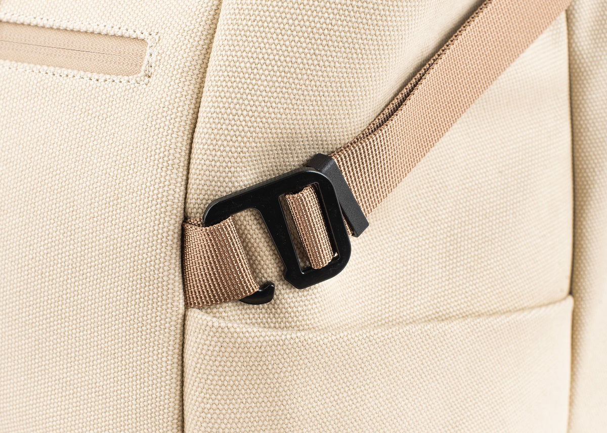 Sac à dos enroulable Nomad en chanvre, beige et vert