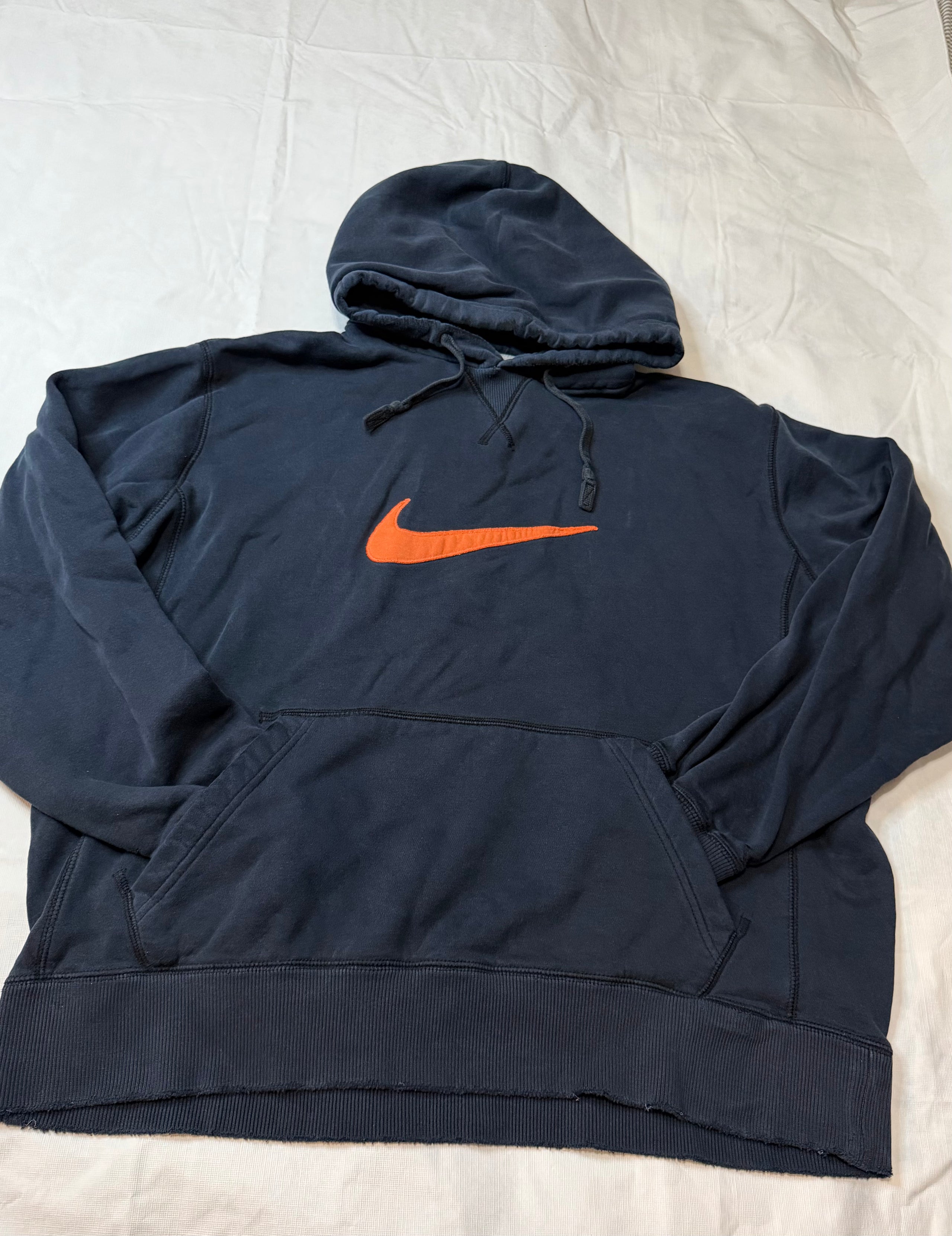 Nike Swoosh Pullover Hoodie – Navy w/ Orange Logo (PRE-OWNED)