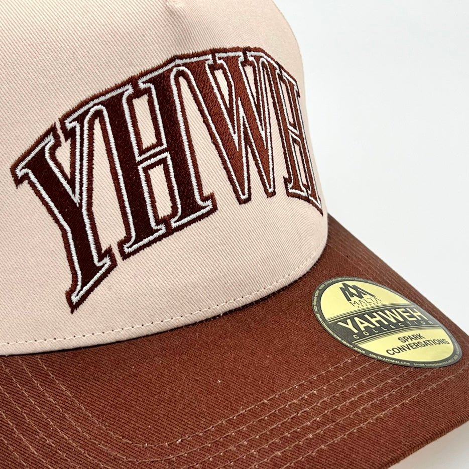 [PRE-ORDER - SE ENVÍA A MEDIADOS DE OCTUBRE] Gorra 'YHWH' Structured SnapBack - Crema/Marrón